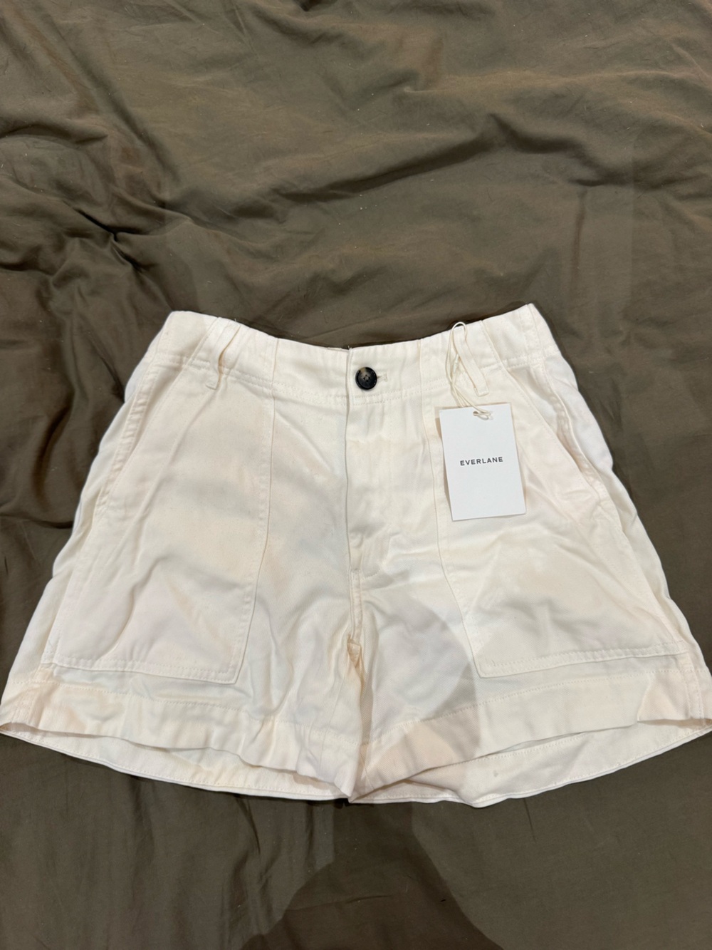 Everlane Cream High-Waist Utility Shorts with Patch Pockets